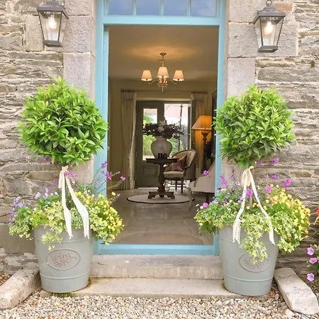 Parsonstown House Near Slane, Meath * Slane